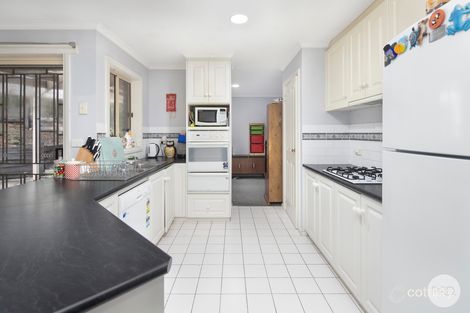 Property photo of 8 Carboni Court Eureka VIC 3350