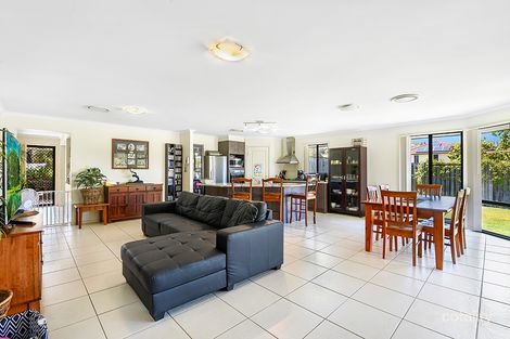 Property photo of 2 Beaumont Crescent Pacific Pines QLD 4211