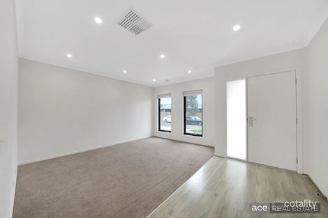 Property photo of 36 Terminus Street Tarneit VIC 3029