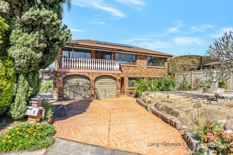 Property photo of 8 Berrigan Place Bossley Park NSW 2176