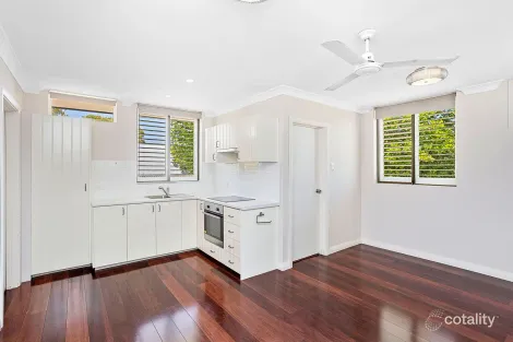 Property photo of 32 Goldsmith Road Dalkeith WA 6009