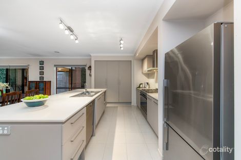 Property photo of 9 Balmain Circuit Taylors Hill VIC 3037