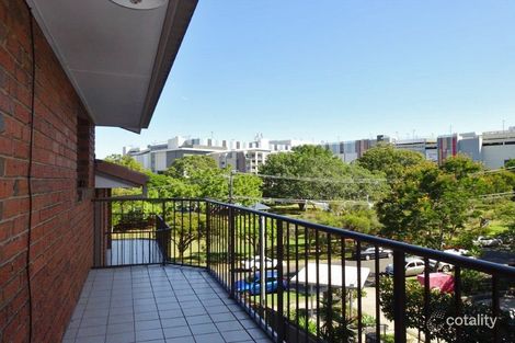 Property photo of 4/58 Underhill Avenue Indooroopilly QLD 4068