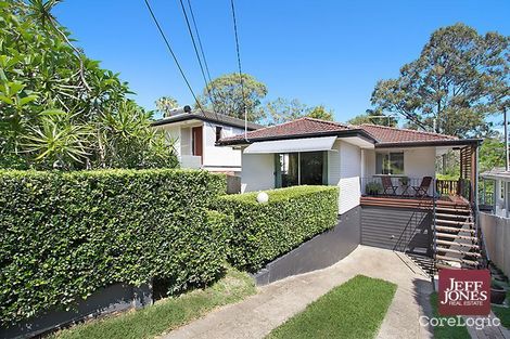 Property photo of 30 Dobbs Street Holland Park West QLD 4121