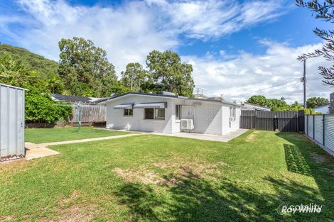 Property photo of 3 Pinnacle Street Causeway Lake QLD 4703