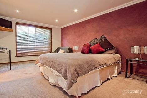 Property photo of 11 Jika Court Werribee VIC 3030