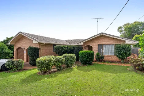Property photo of 13 Palm Court Rangeville QLD 4350