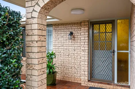 Property photo of 13 Palm Court Rangeville QLD 4350