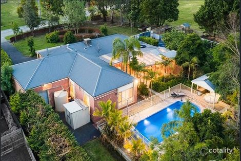 144 AHERN RD, PAKENHAM, VIC 3810