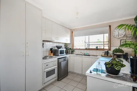 Property photo of 9 Barnes Street Stawell VIC 3380