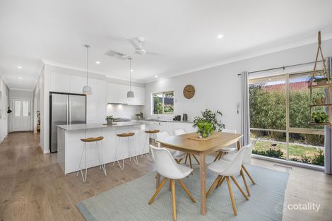 Property photo of 5 Oakbank Close Berwick VIC 3806