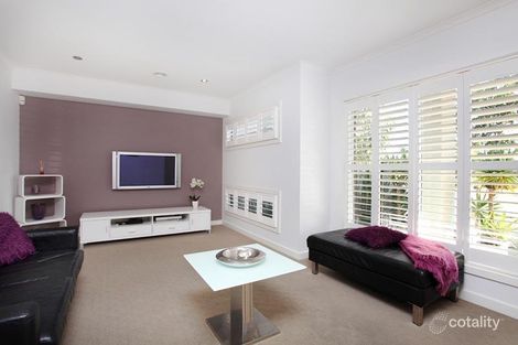 Property photo of 33 Parkes Way Burnside Heights VIC 3023