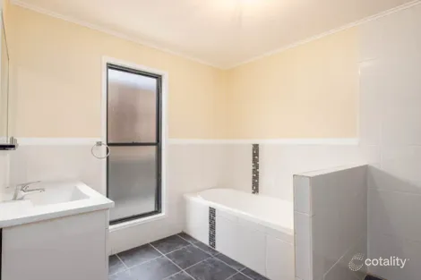 Property photo of 75 Bath Terrace Victory Heights QLD 4570