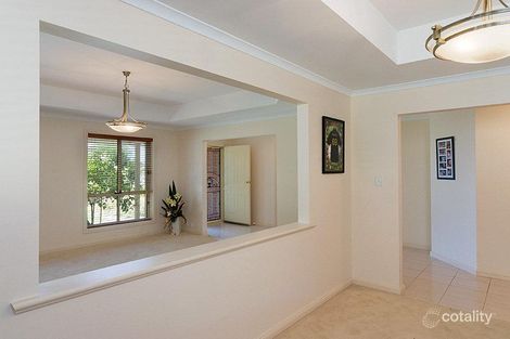 Property photo of 32 Claret Ash Drive Mount Barker SA 5251