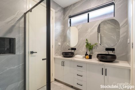 Property photo of 66 Compass Crescent Donnybrook VIC 3064
