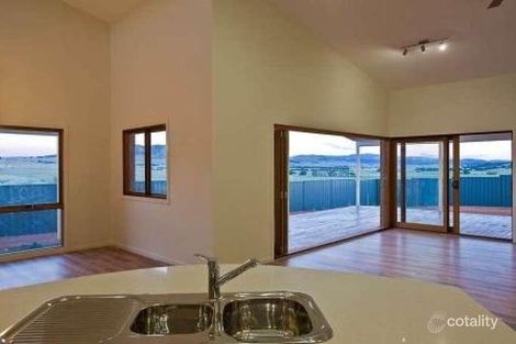 Property photo of 44 Hyland Drive Bungendore NSW 2621