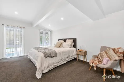 Property photo of 6 Austin Road Somerville VIC 3912