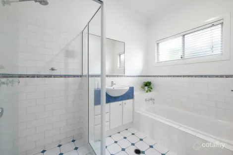 Property photo of 117 Kate Street Indooroopilly QLD 4068