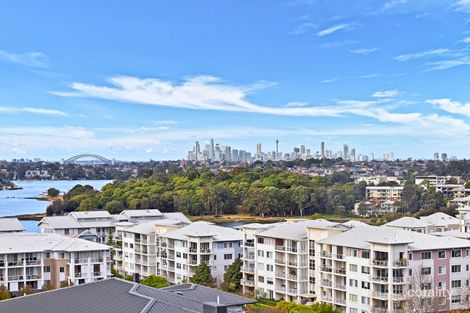 Property photo of 93/5 Woodlands Avenue Breakfast Point NSW 2137