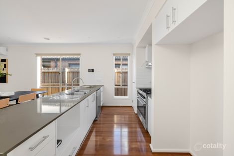 Property photo of 9 Eaglehawk Avenue Armstrong Creek VIC 3217