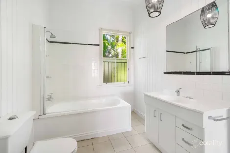 Property photo of 84 Palm Avenue Shorncliffe QLD 4017