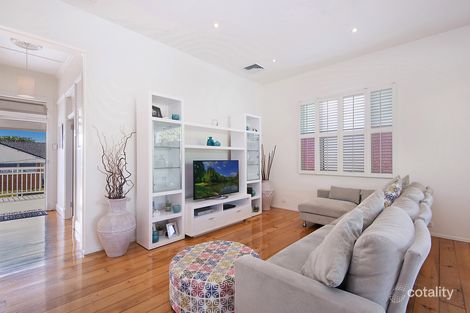 Property photo of 23 Cromwell Street Wooloowin QLD 4030