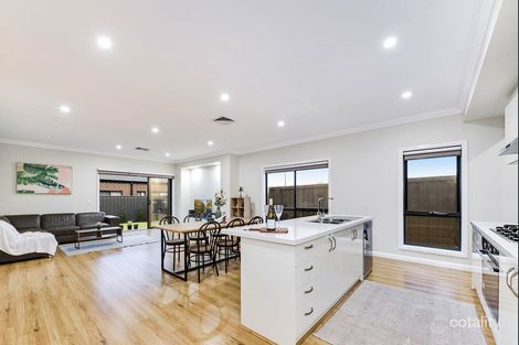 Property photo of 5 Felicity Road Donnybrook VIC 3064