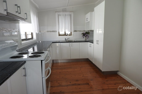 Property photo of 32 Piriwal Street Pelican NSW 2281