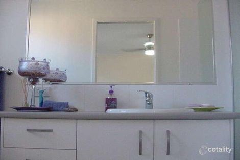 Property photo of 23 Gecko Place Ningi QLD 4511