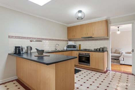 Property photo of 2/8 Westminster Avenue Hillside VIC 3037
