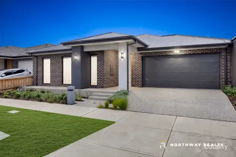 Property photo of 12 Stevedore Street Mickleham VIC 3064