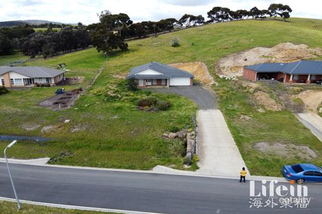 Property photo of 41 Dunnart Boulevard Whittlesea VIC 3757