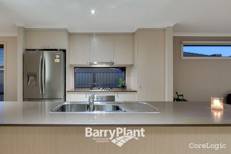 Property photo of 22 Celebration Circuit Pakenham VIC 3810