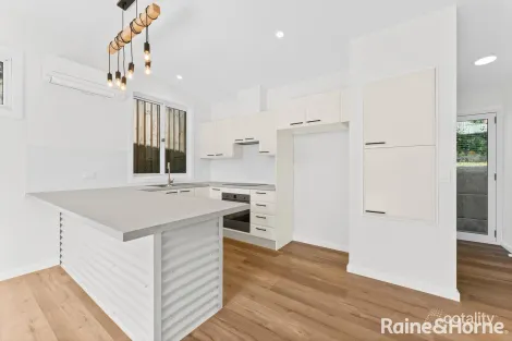 5 Halls Rd, Helensburgh, NSW 2508