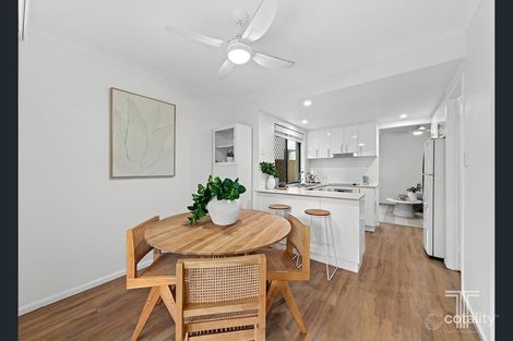 Property photo of 2/404 Upper Cornwall Street Coorparoo QLD 4151