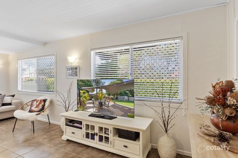 Property photo of 19 Kangaroo Avenue Bongaree QLD 4507