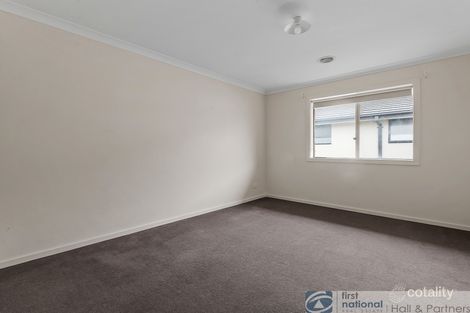 Property photo of 11 Daylily Drive Keysborough VIC 3173