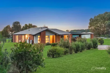 92 Hallowells Rd, Cudgee, VIC 3265