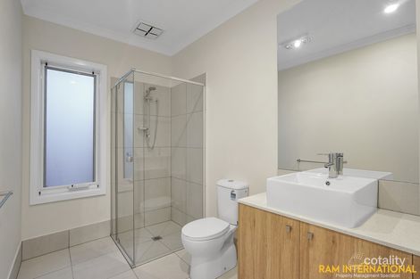 2/6 Lodging Dr, Tarneit, VIC 3029