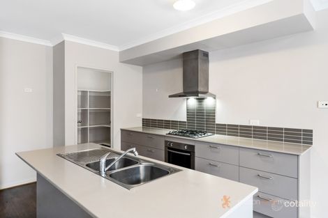 Property photo of 20 Soapstone Walk Doreen VIC 3754