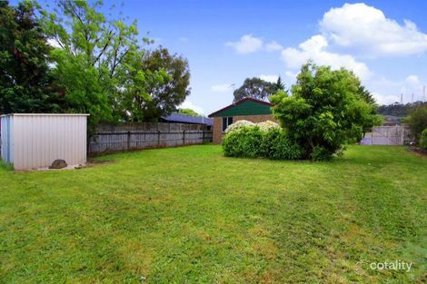 Property photo of 40 Garnet Close Narre Warren VIC 3805