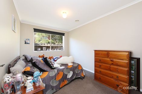 Property photo of 18 Harry Nance Close Lysterfield VIC 3156