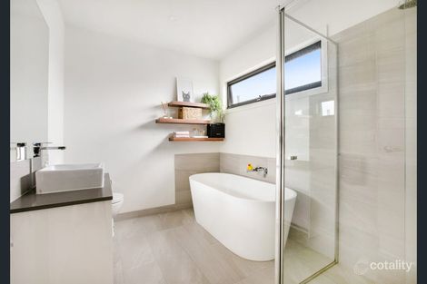 Property photo of 2/85 Bowes Avenue Airport West VIC 3042