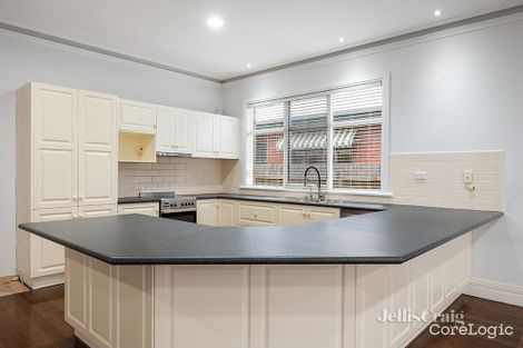 Property photo of 27 Ovata Close Yallambie VIC 3085