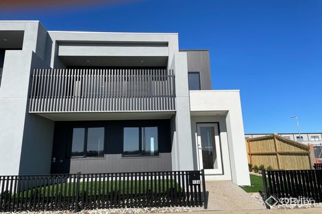 136 St Germain Bvd, Clyde North, VIC 3978