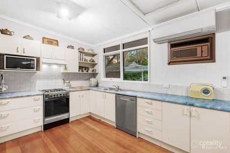 Property photo of 26 Orchard Avenue Eltham North VIC 3095