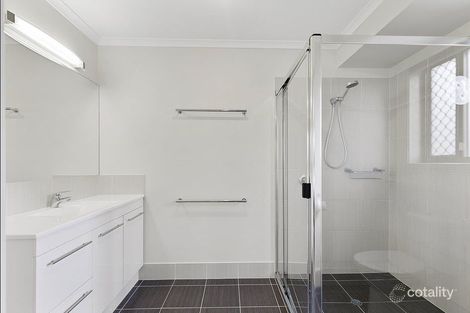 Property photo of 96 Woocoo Drive Oakhurst QLD 4650