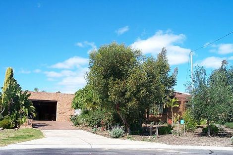 Property photo of 16 Shepway Place Marangaroo WA 6064