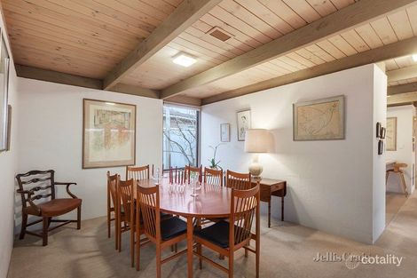 Property photo of 19 Hilton Street Mount Waverley VIC 3149