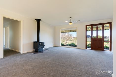Property photo of 3 Eleanor Drive Campbells Creek VIC 3451
